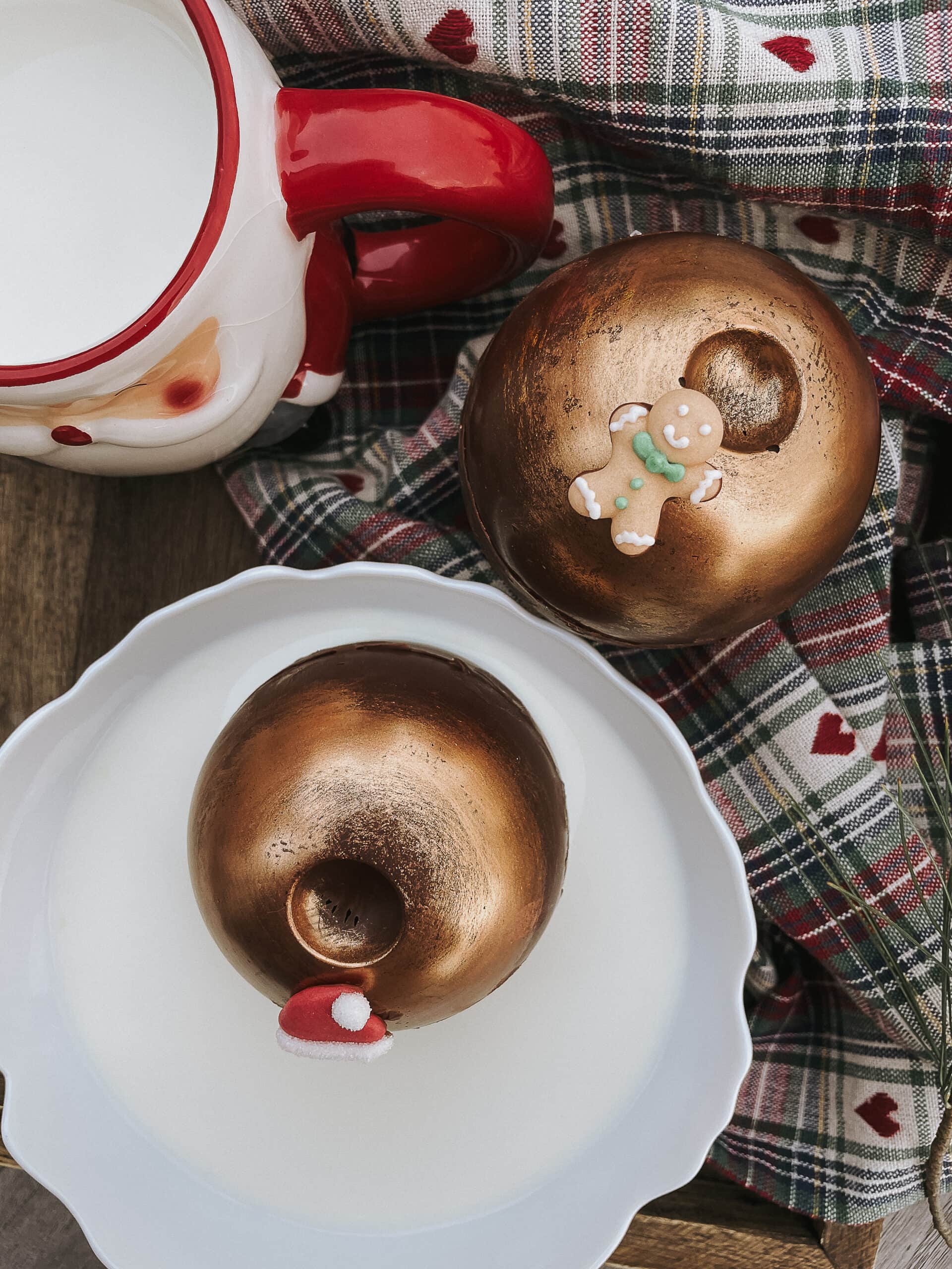 Bombes à chocolat chaud, remplies de chamallows