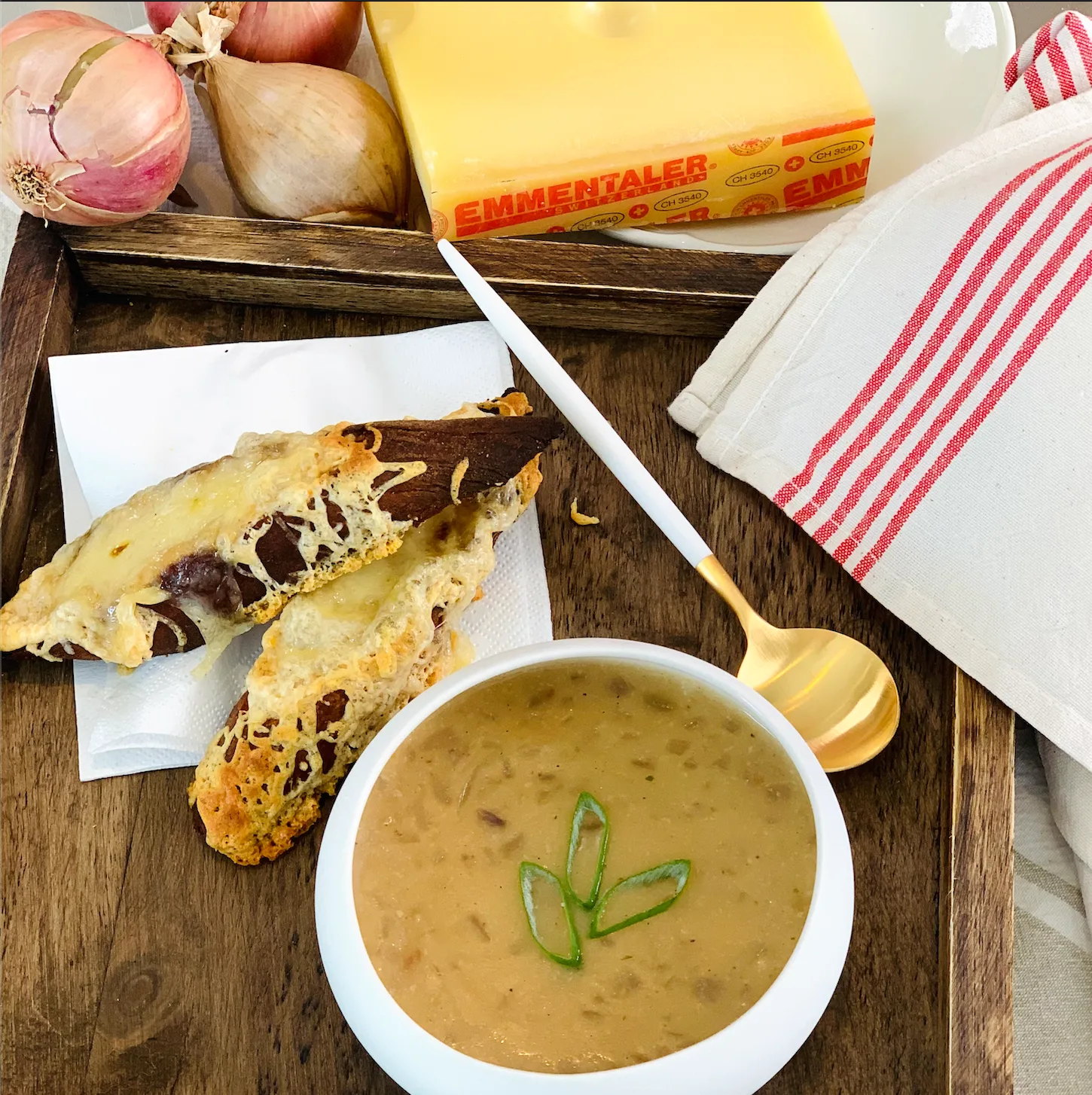 Soupe gratinée à l’oignon