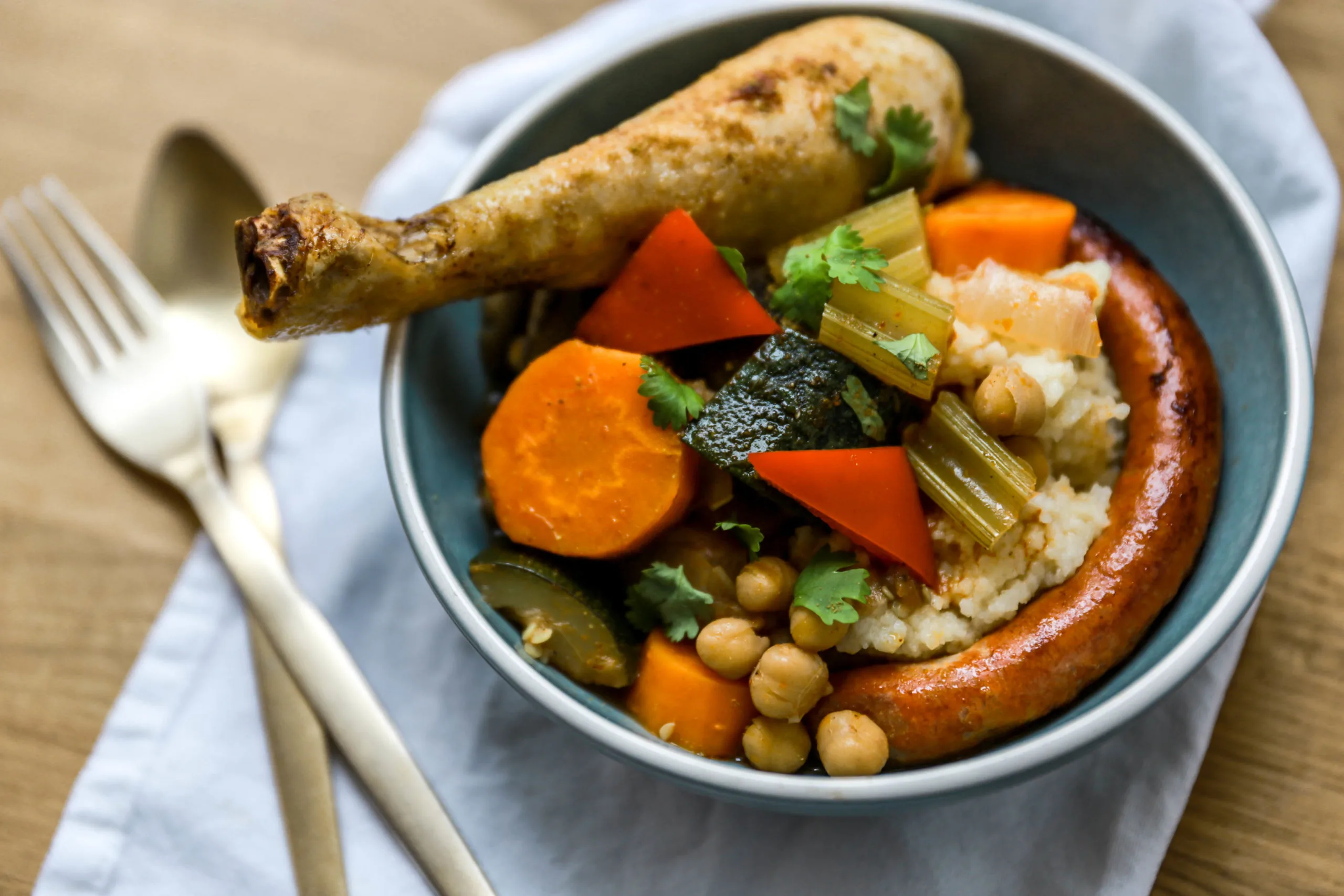 Couscous au poulet et merguez
