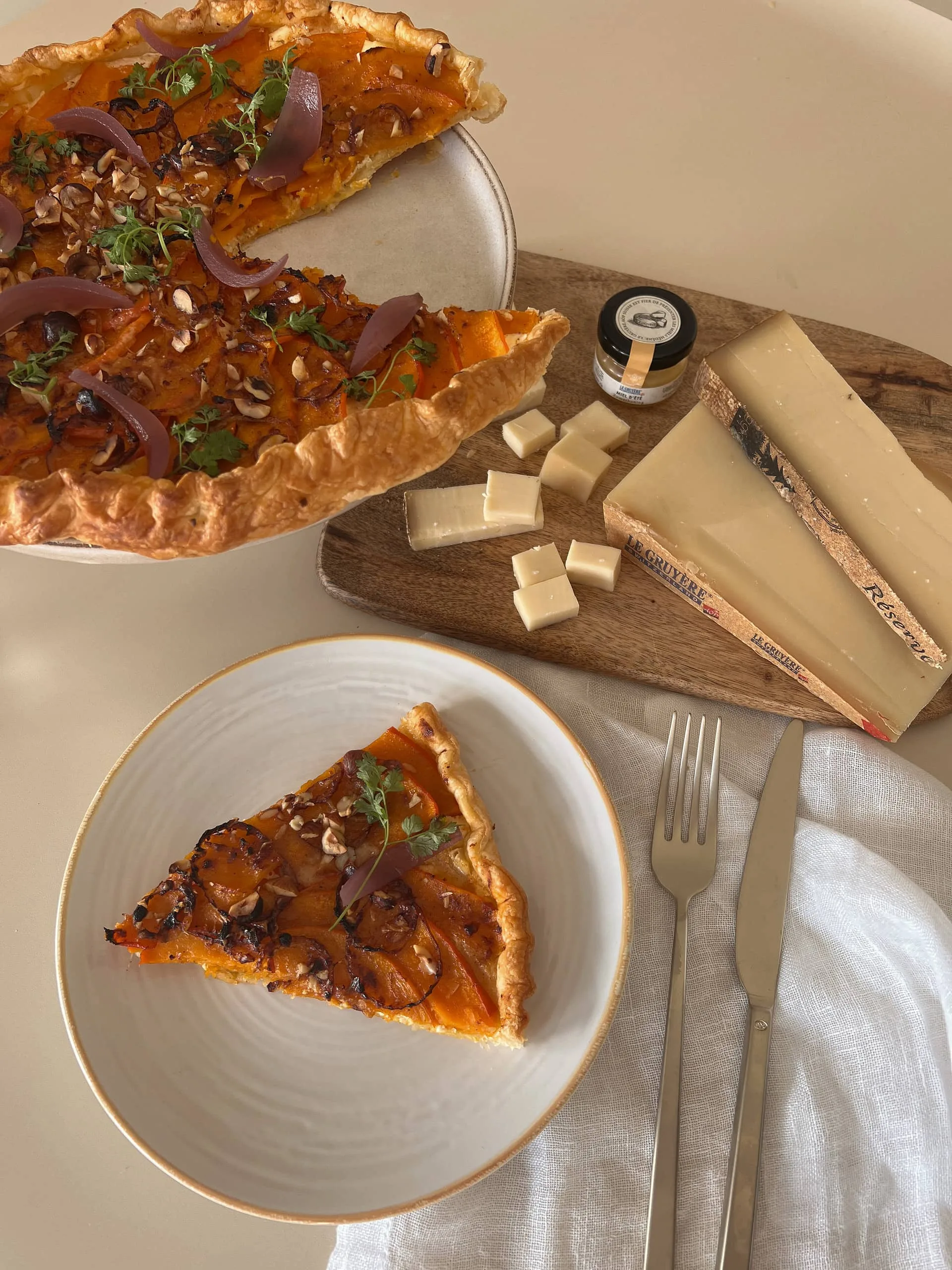 Tarte fine au potimarron et au Gruyère AOP