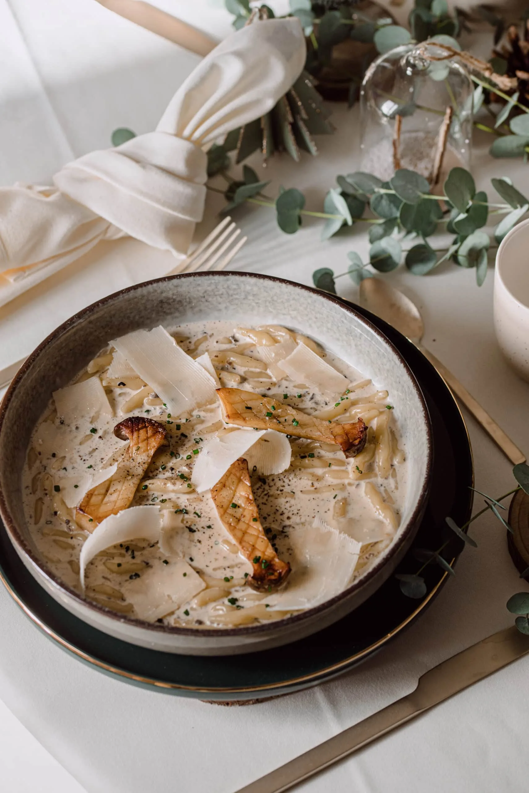 Trofie sauce truffée et Eryngii de Bruxelles