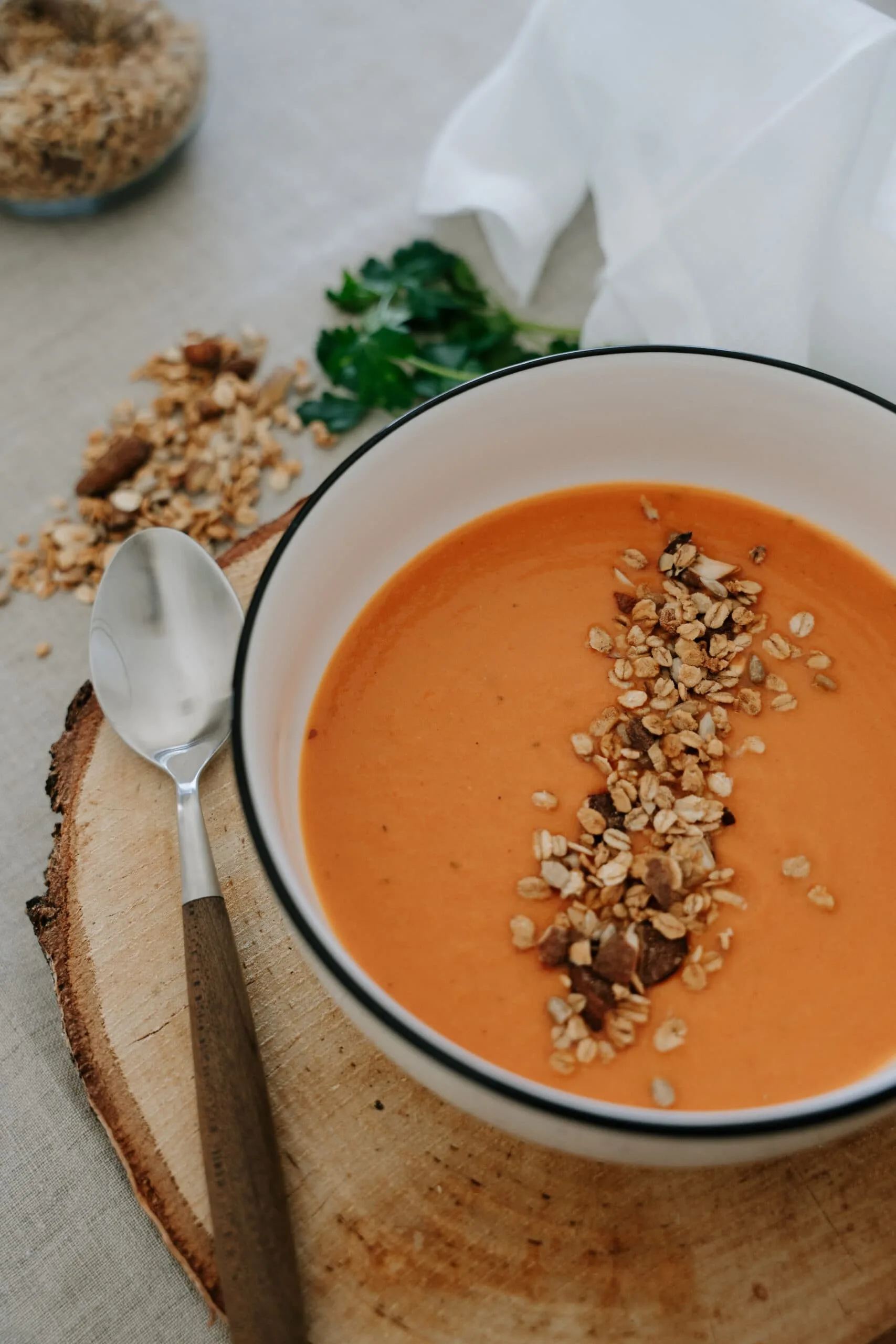 Soupe poivrons et fromage ail et fines herbes