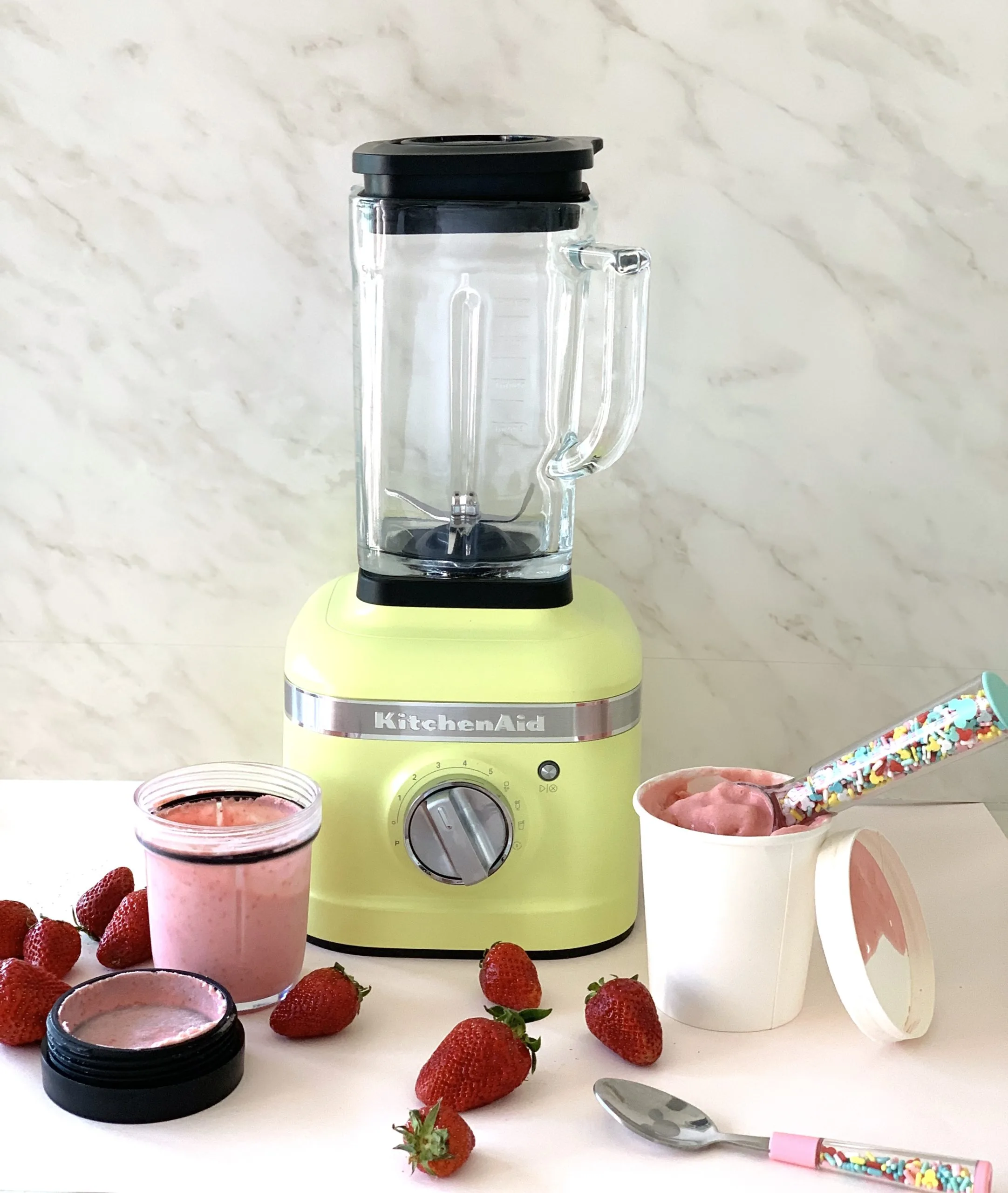 Glace fraise et rhubarbe sans sorbetière avec le robot KitchenAid K40