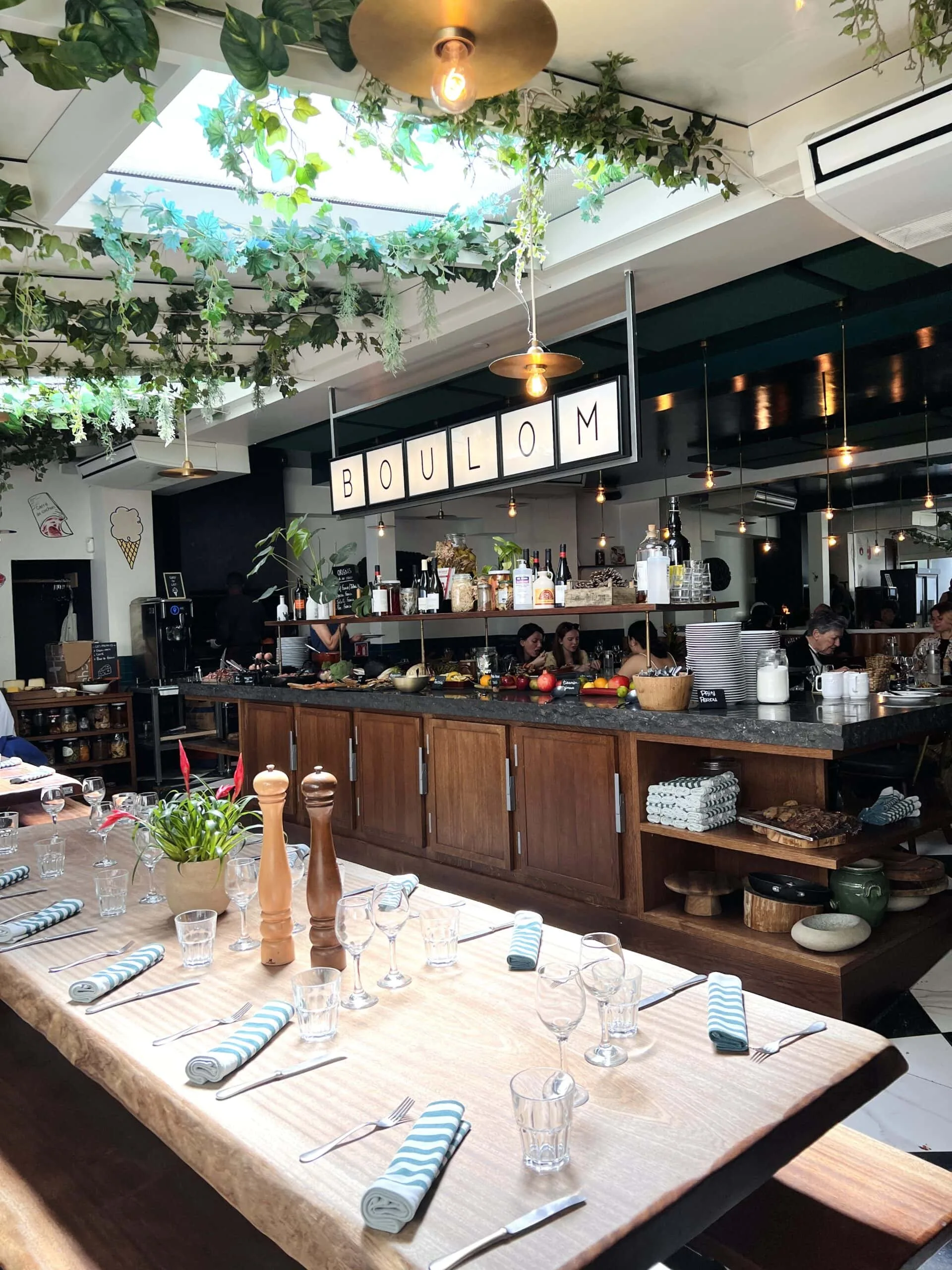 BOULOUM, le restaurant-buffet parisien qui met l’eau à la bouche