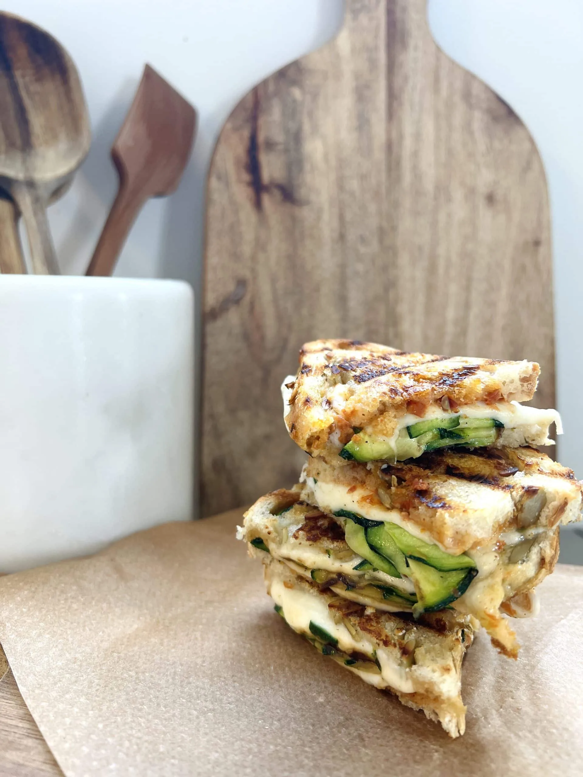 Croques aux courgettes grillées