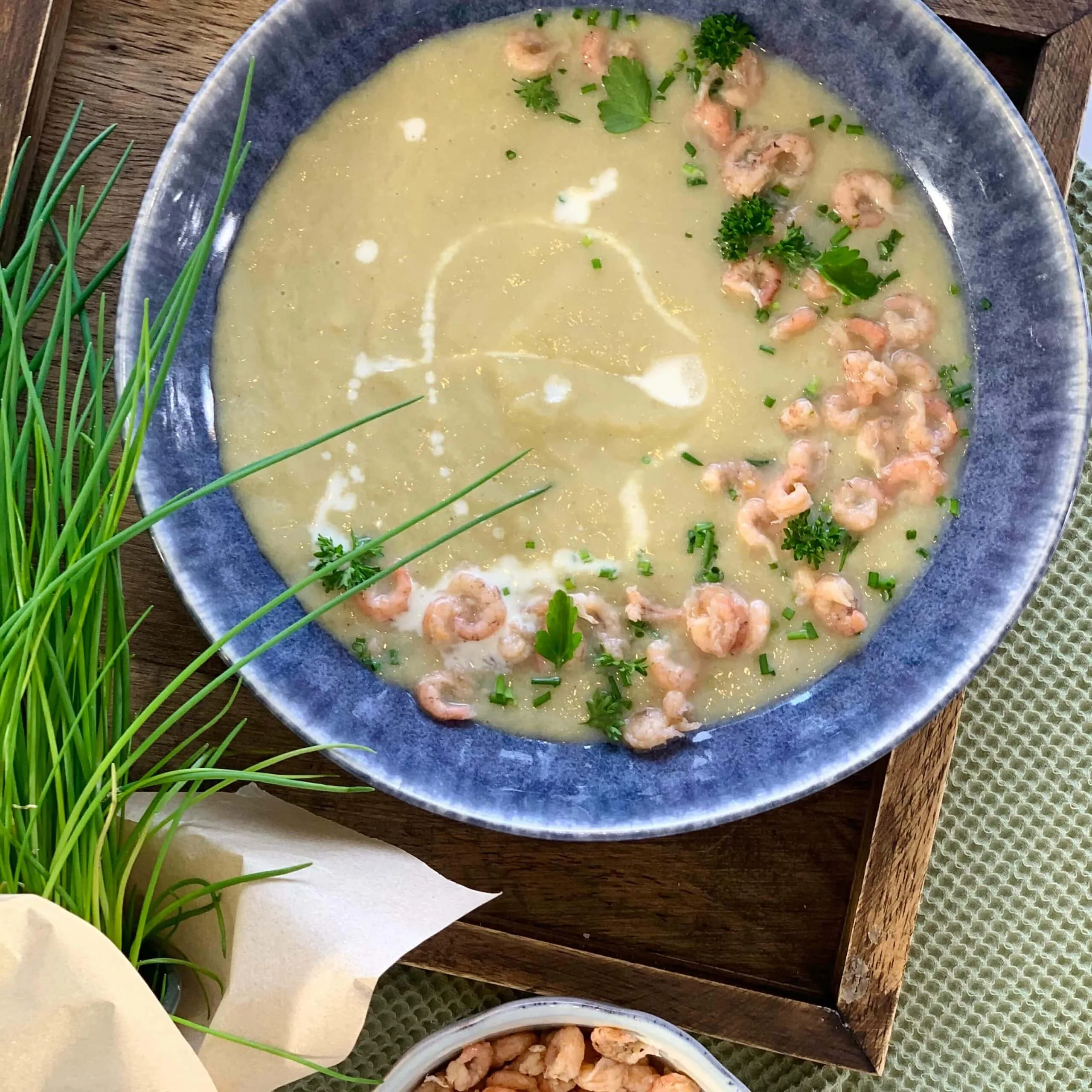Potage chicons et crevettes grises