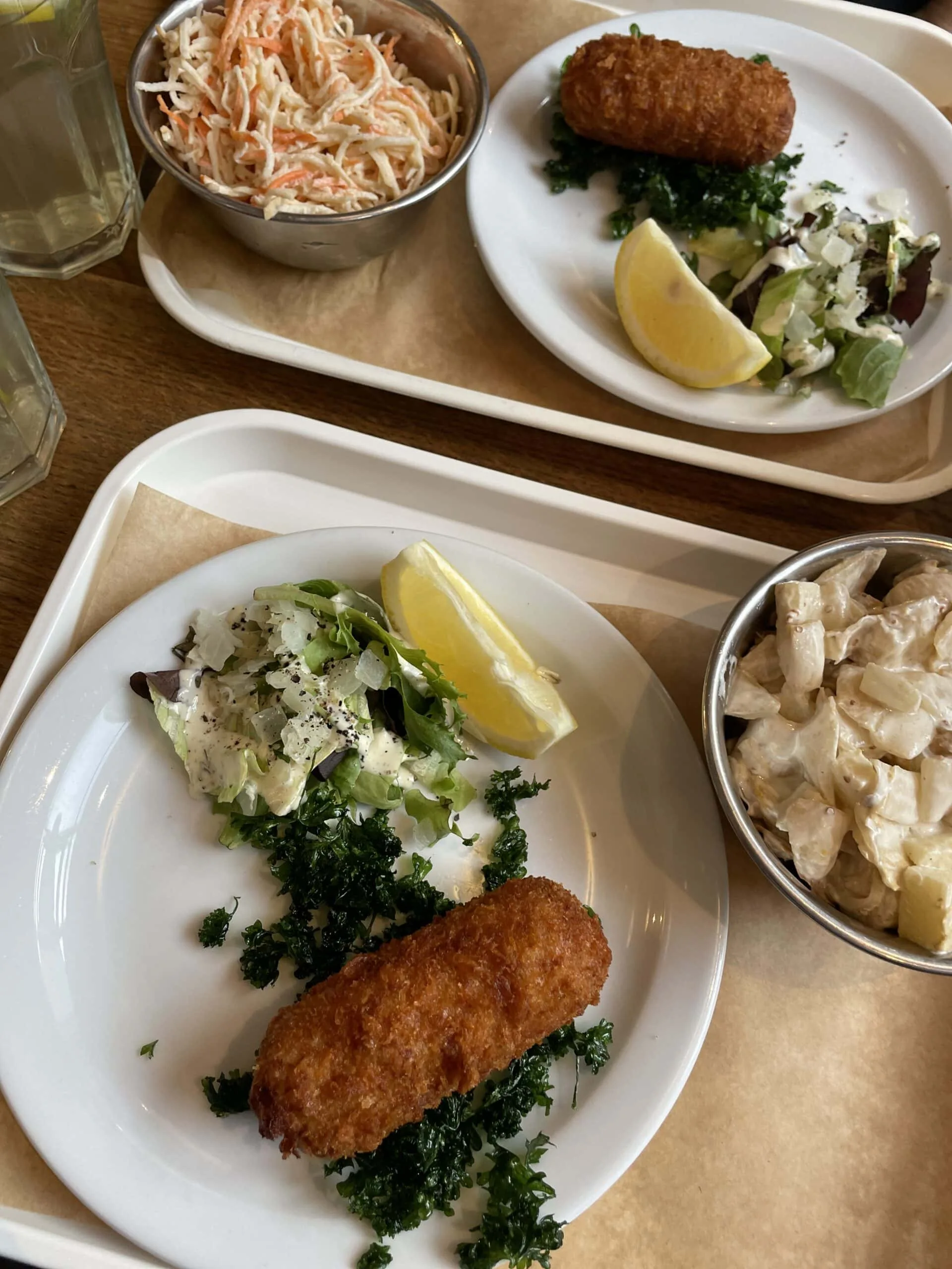 Fernand Obb, le lieu incontournable pour une croquette de crevettes