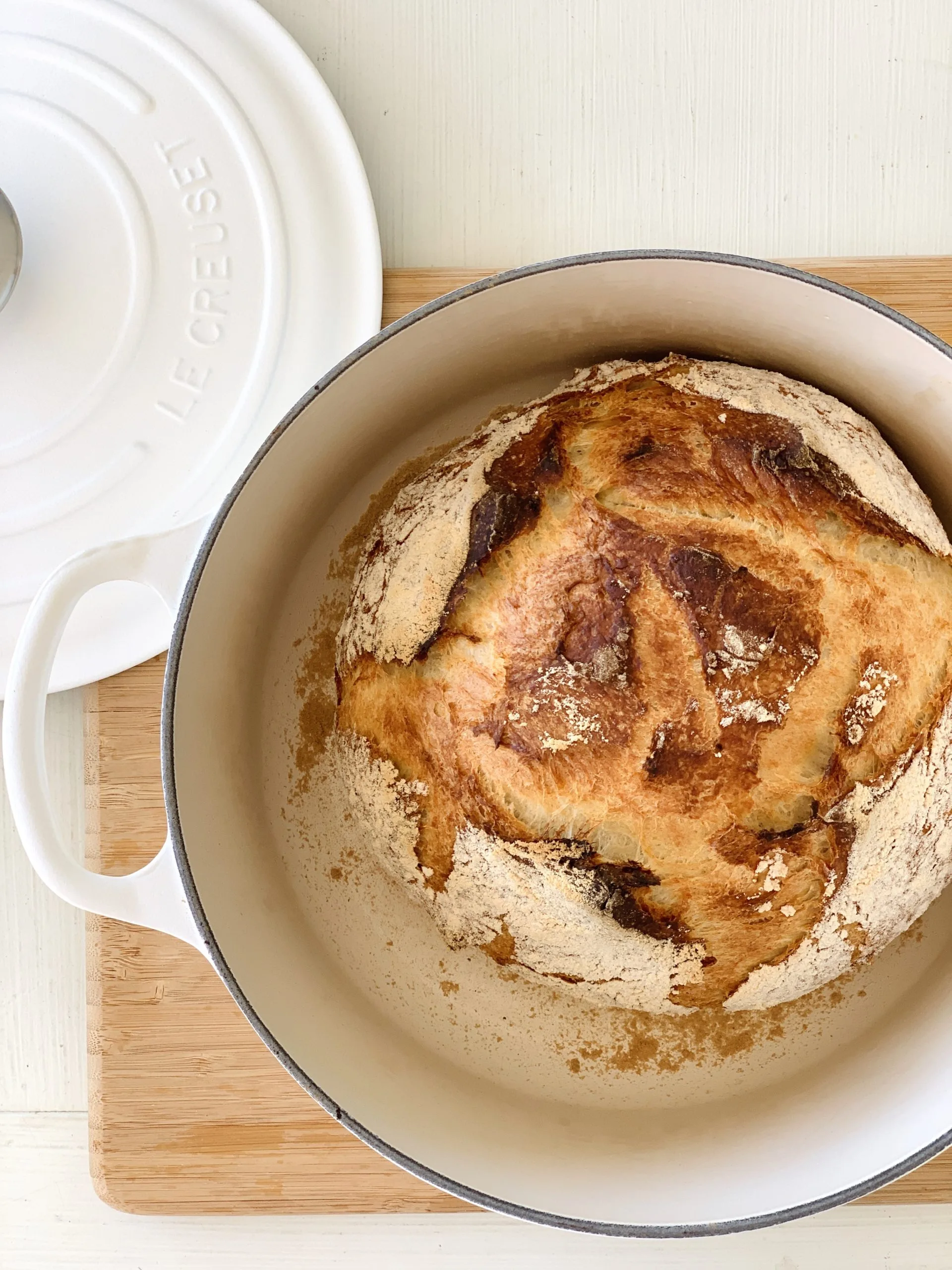 Pain Blanc cocotte avec pétrissage