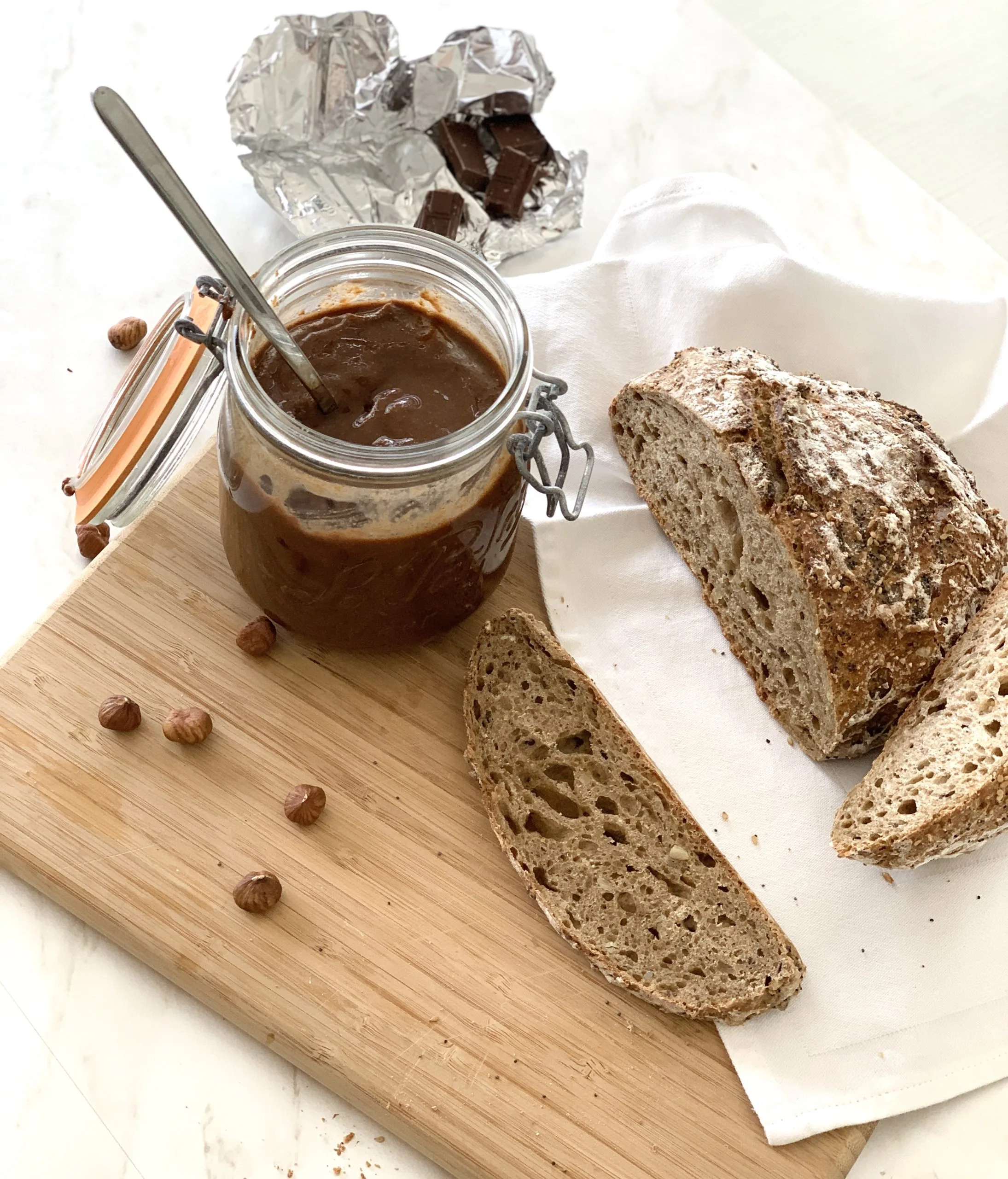 Pâte à tartiner maison – chocolat / noisette