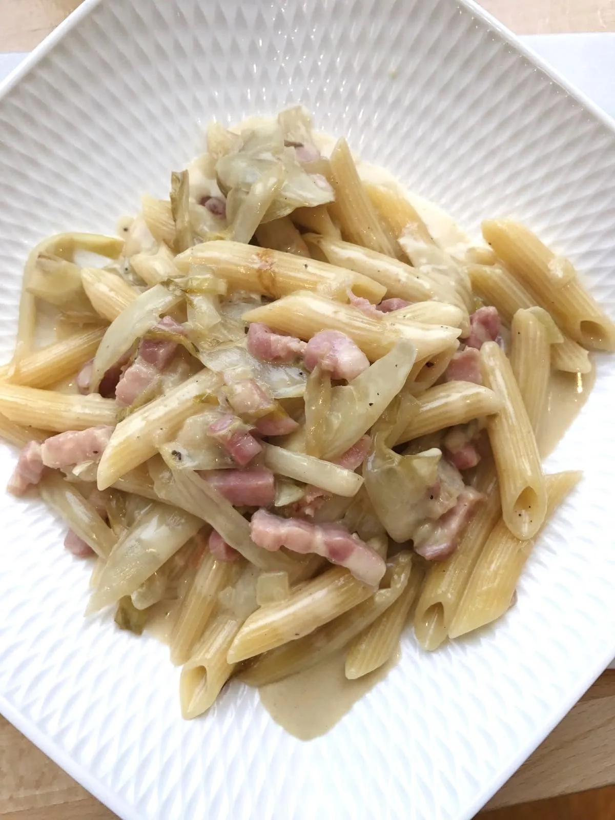Penne lardons-chicon