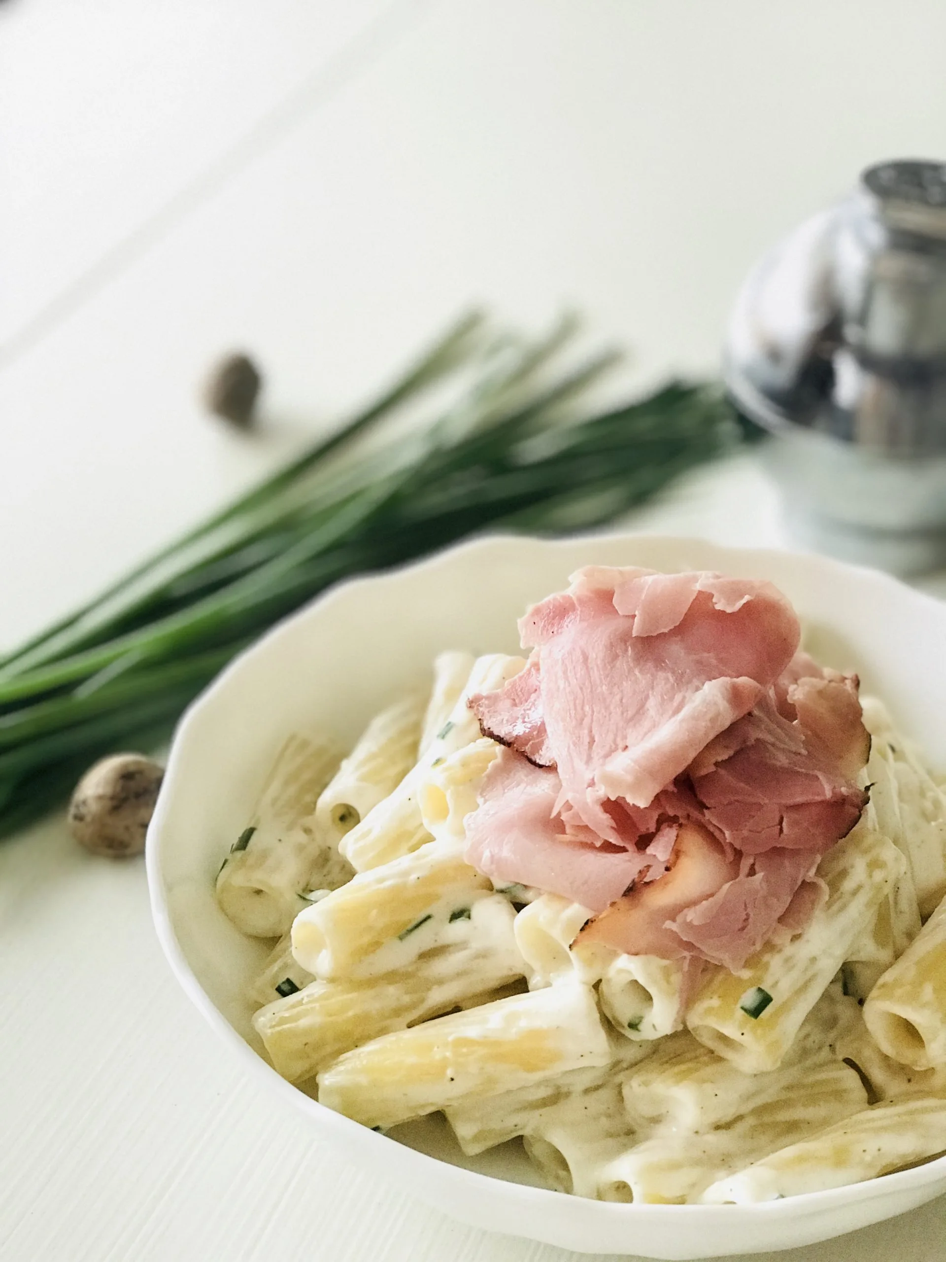 Rigatoni Mascarpone – Ciboulette – Jambon Braisé