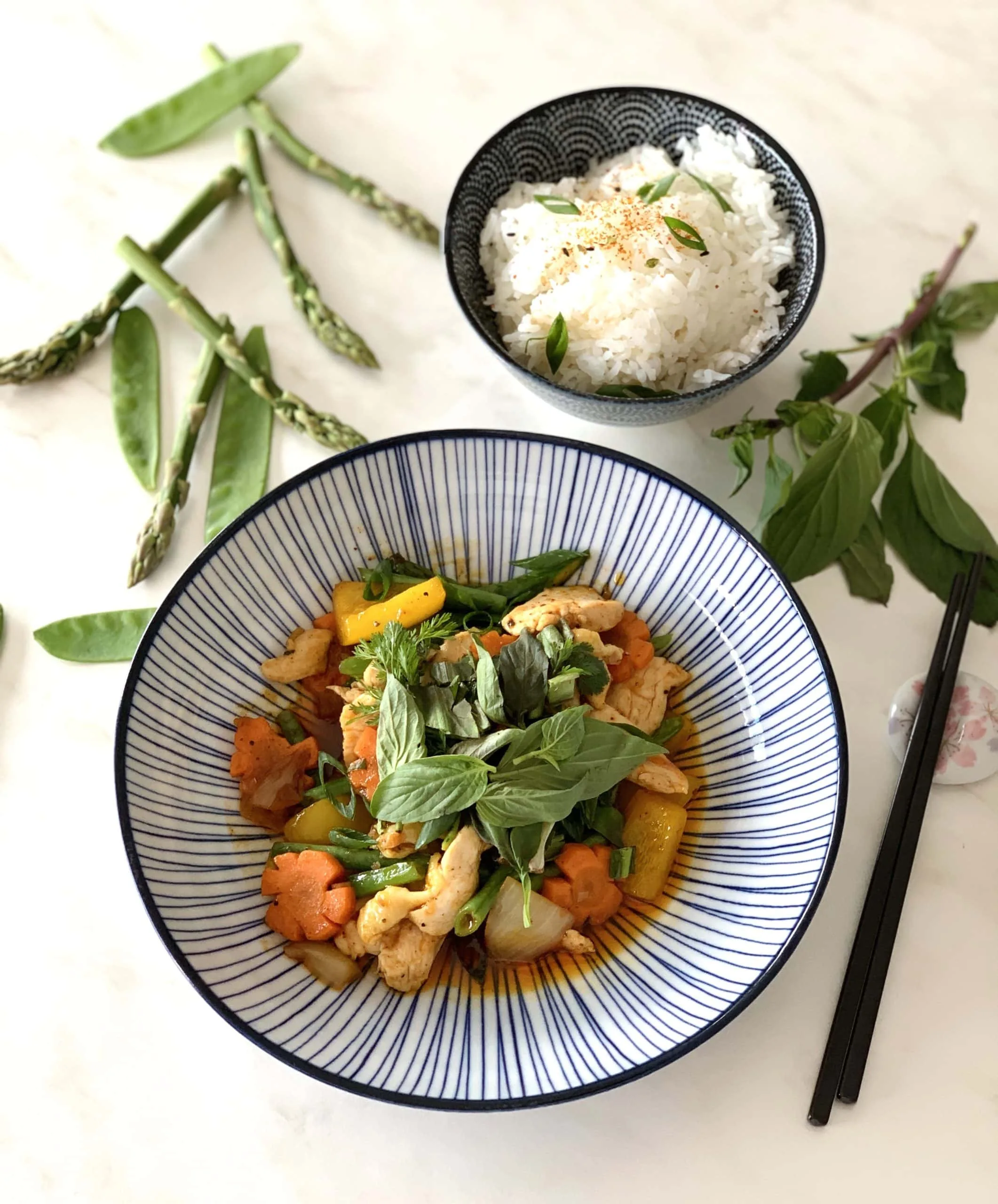Poulet au basilic thaï
