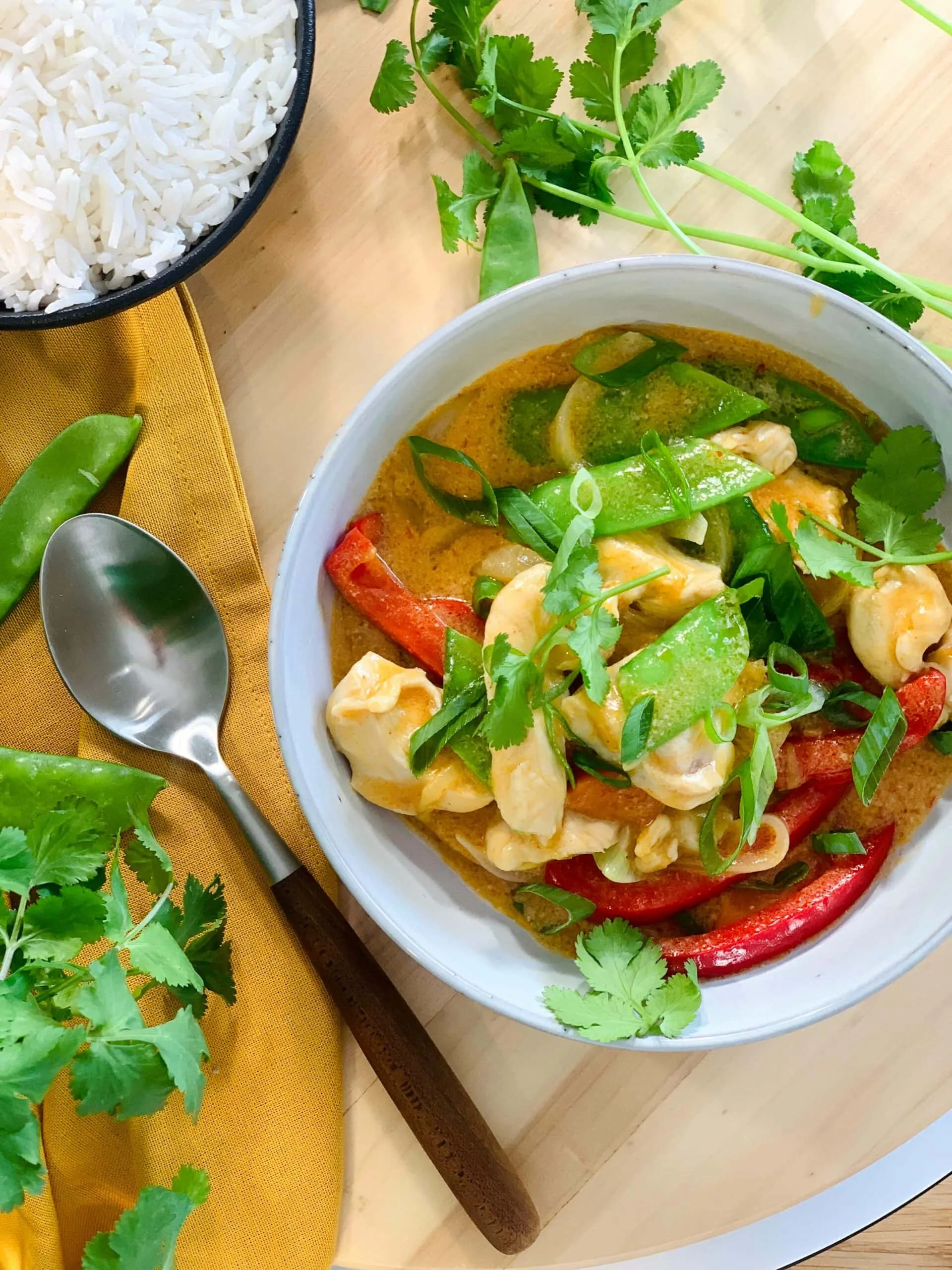 Poulet au curry rouge