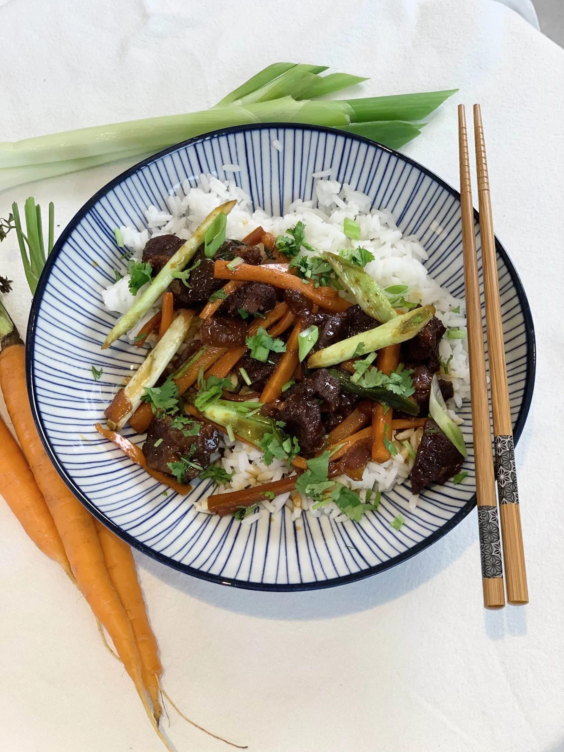 Sauté de porc au caramel – riz – légumes de saison