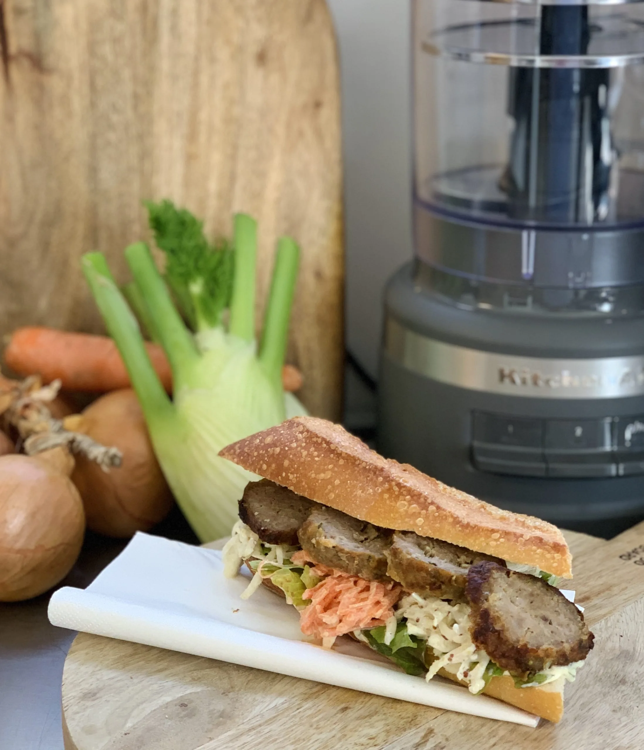 Sandwich Boulettes & ses crudités maison 100 % local