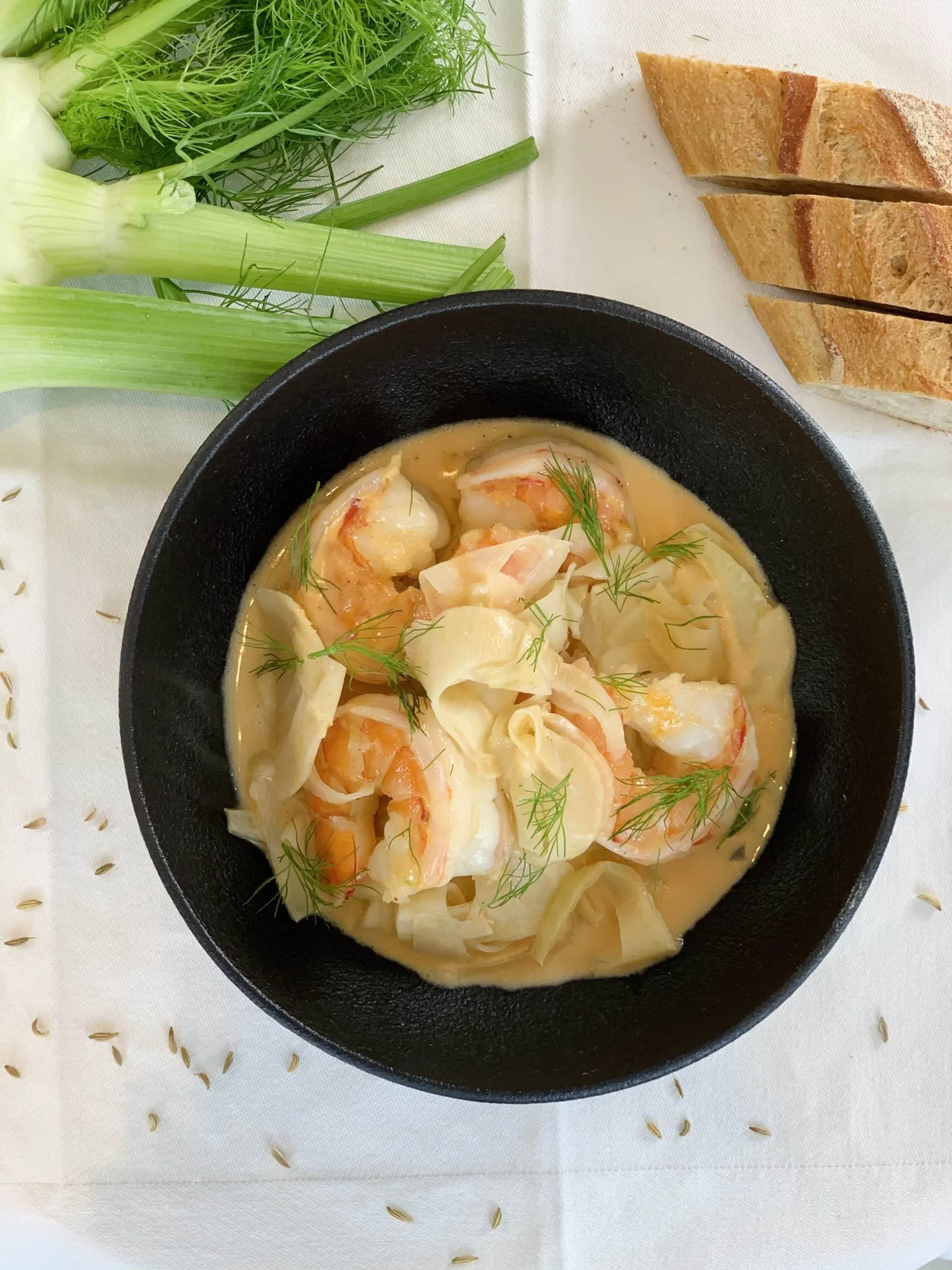 Cassolette de scampis au fenouil et pastis