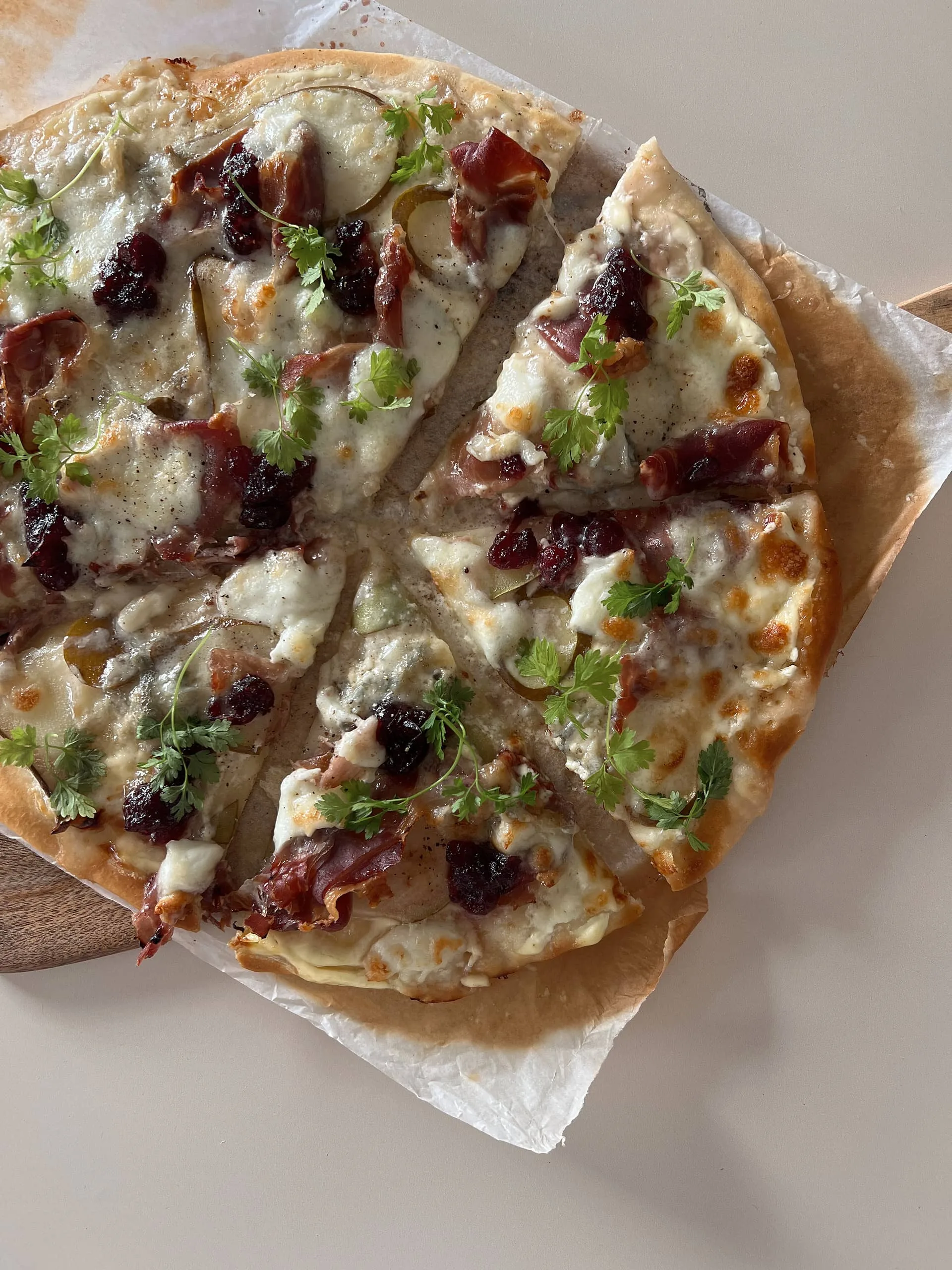 Pizza poire, San Daniele et gorgonzola