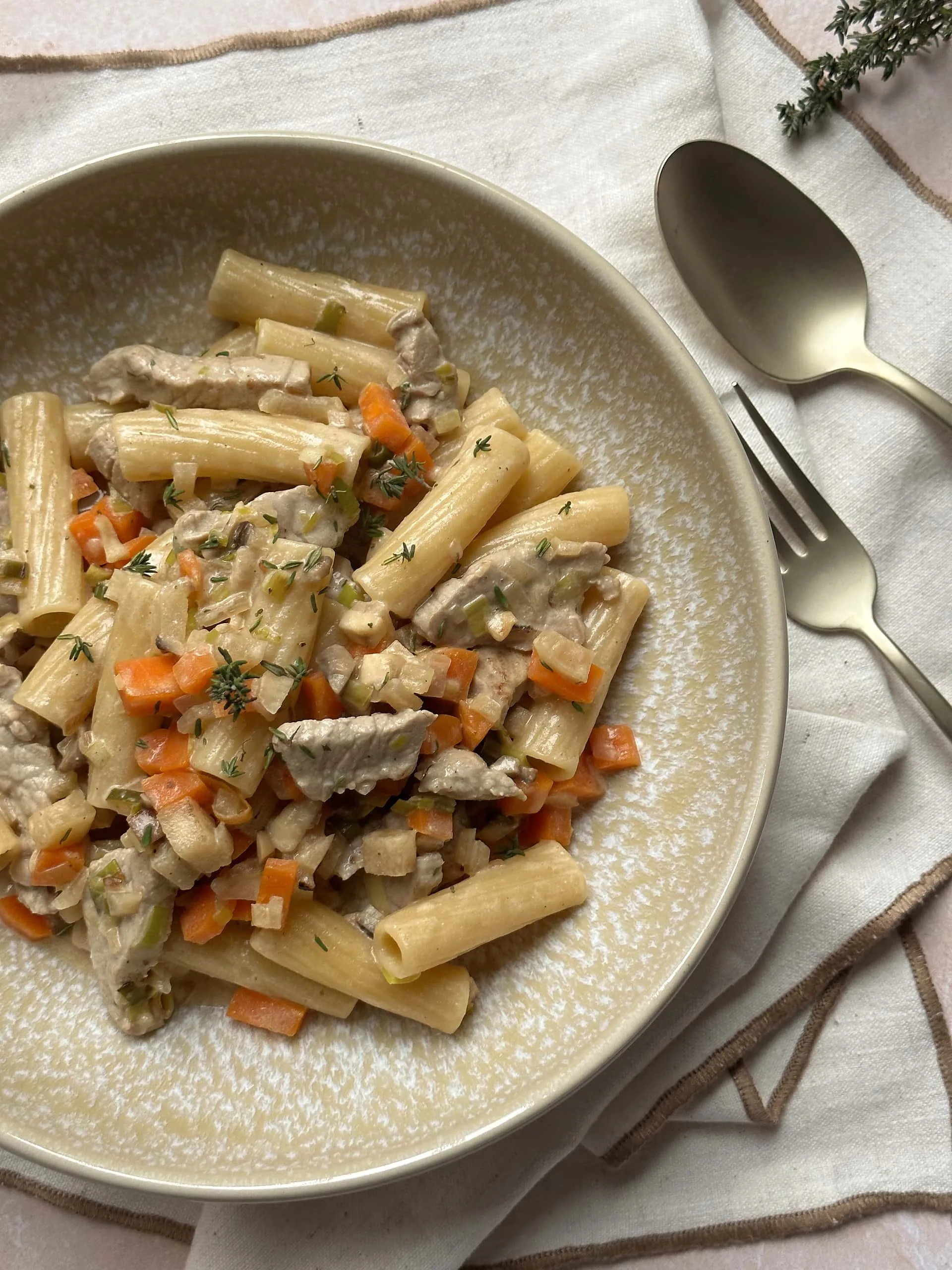 Pennes façon blanquette de veau