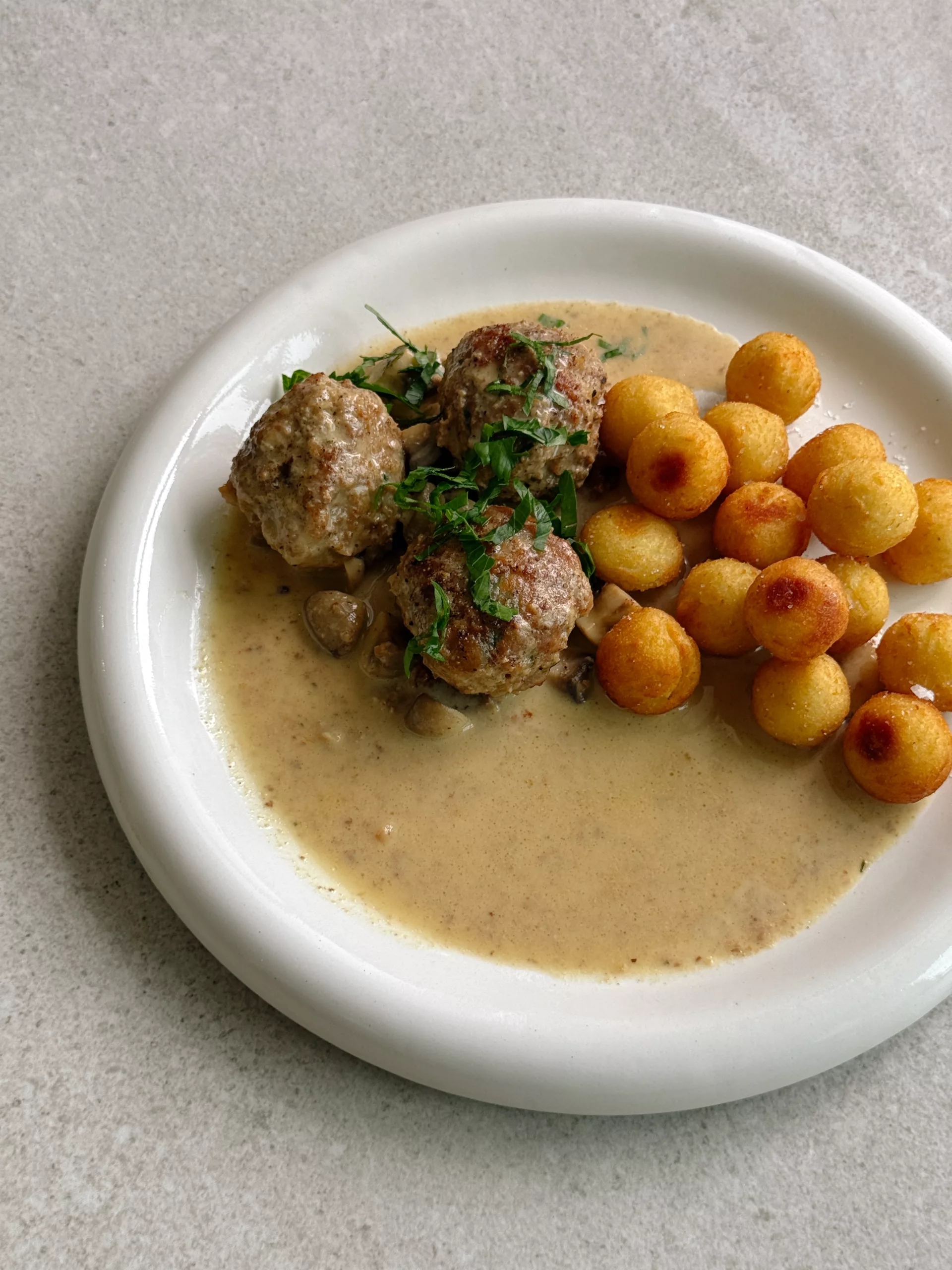 Boulettes crème sauce champignons