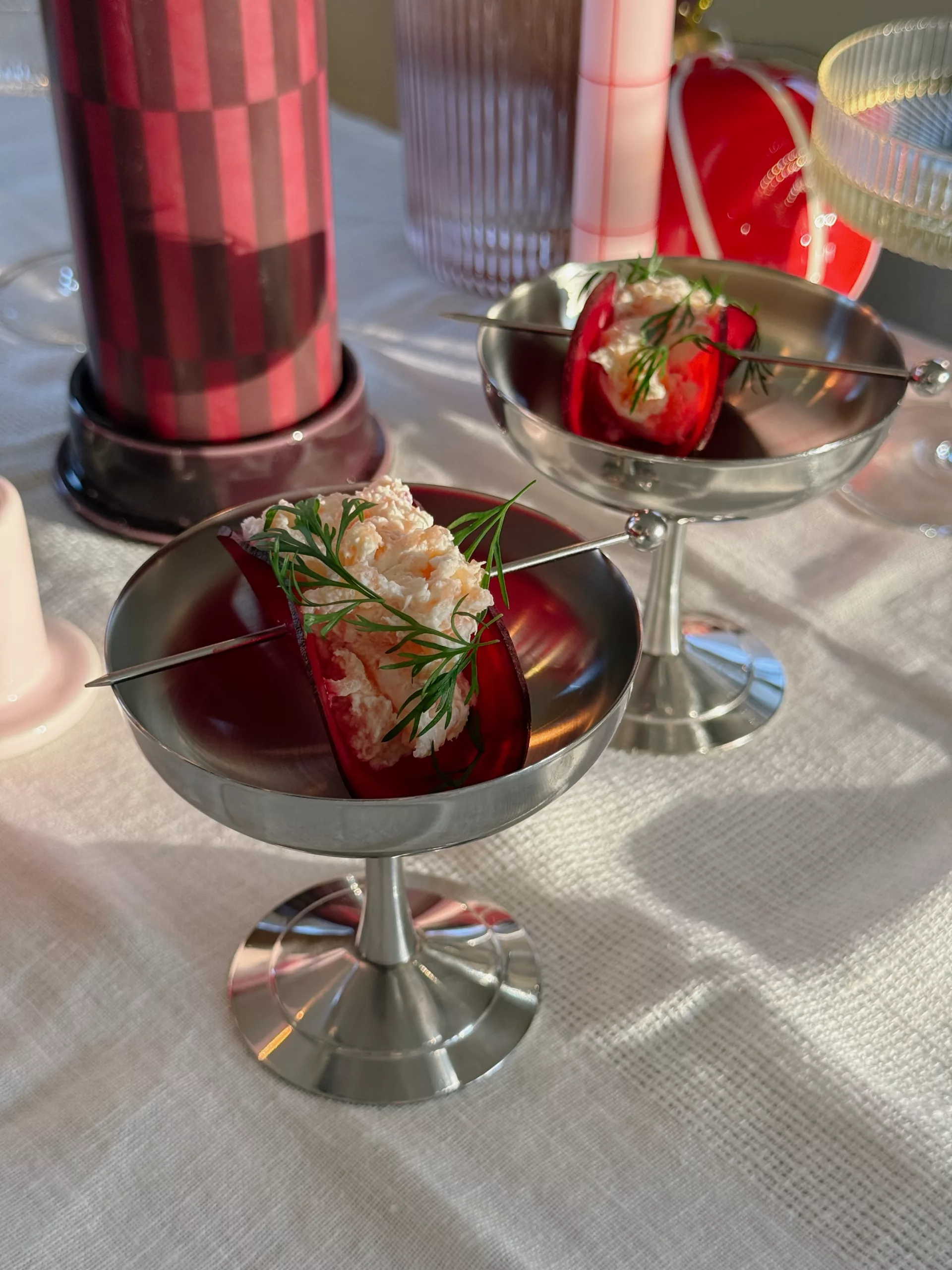 Mousse de saumon et betterave en pickles