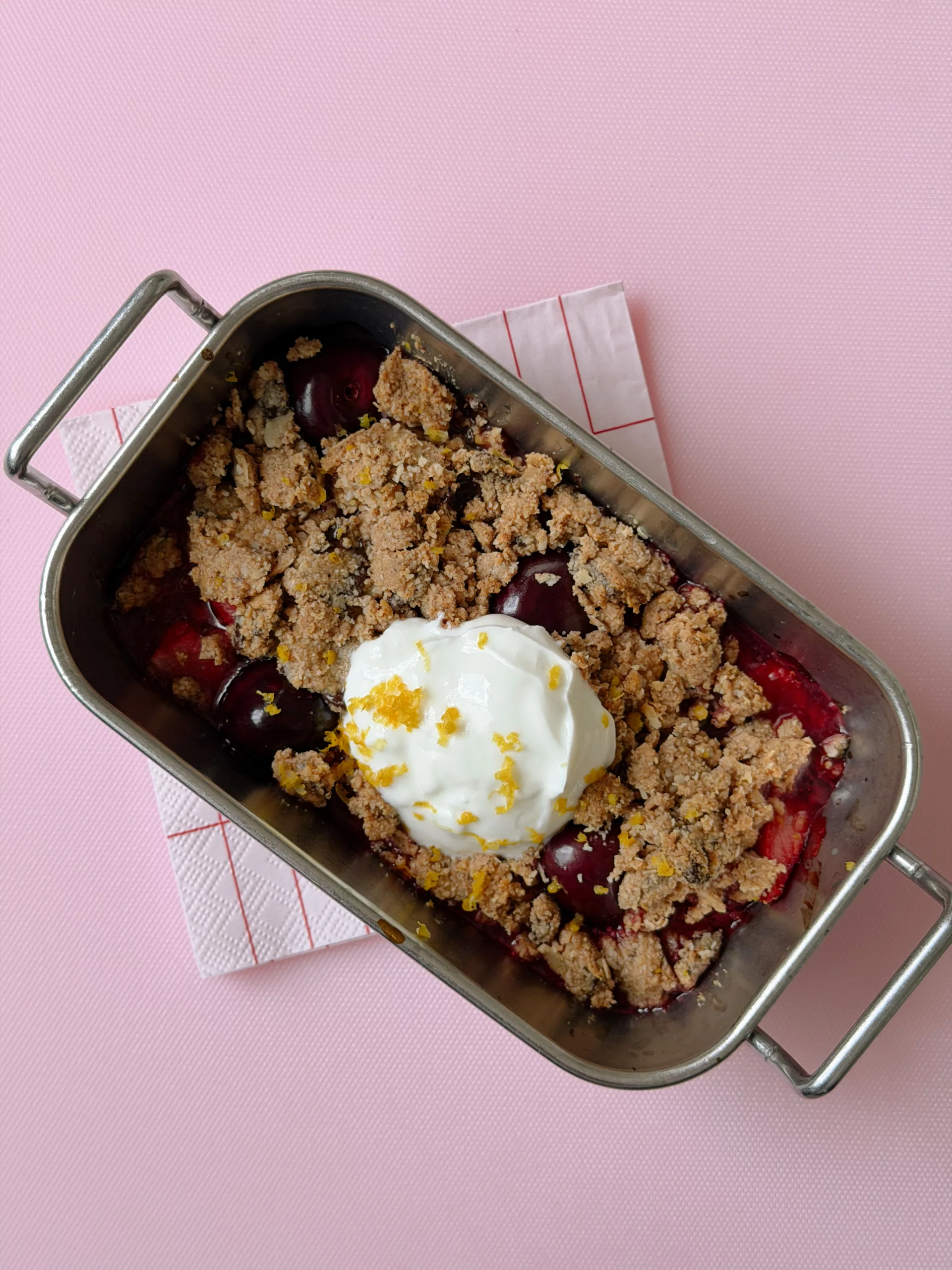 Crumble / Cookie bowl aux fruits rouges & amandes