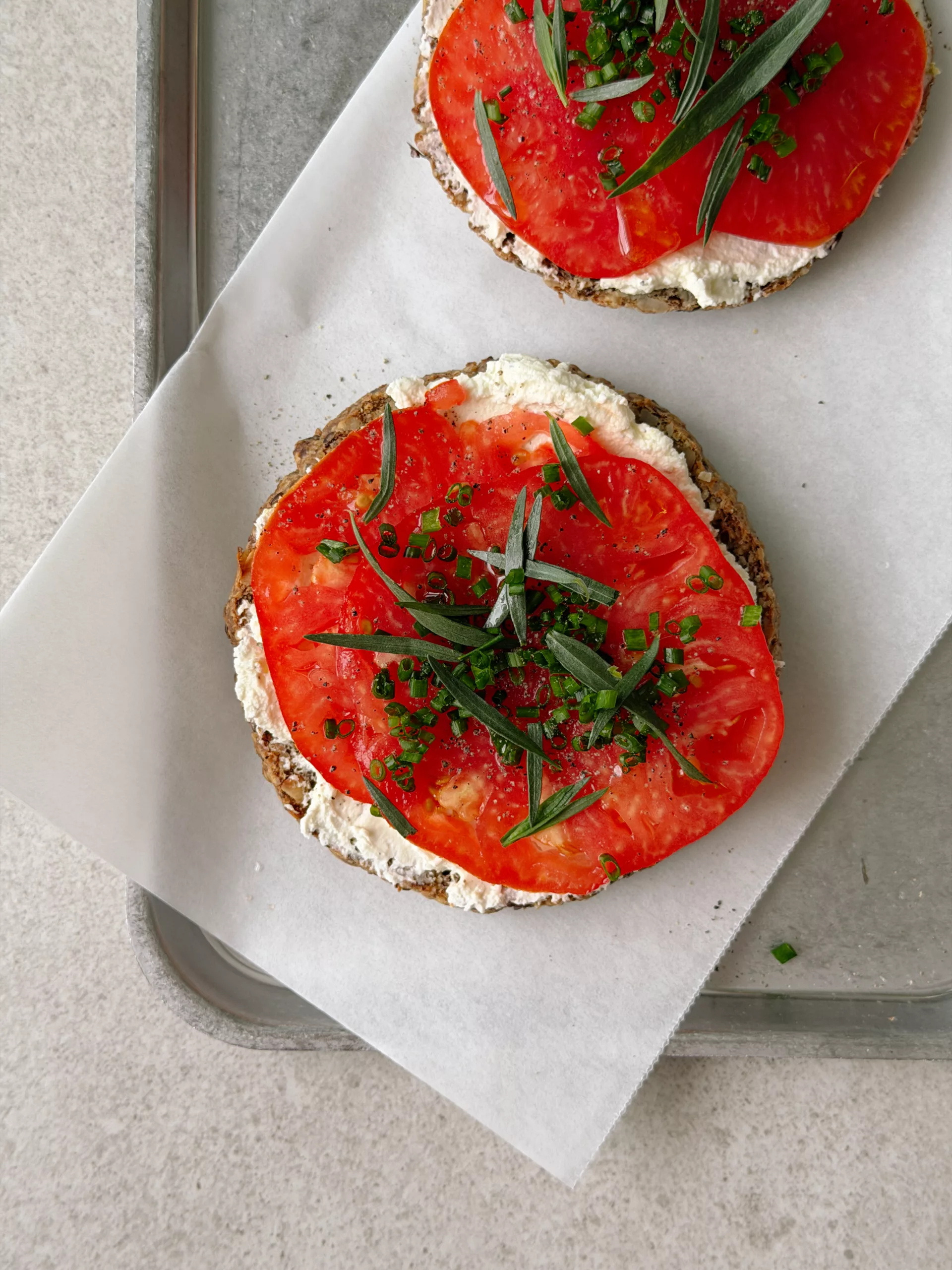 Bagel cream cheese / citron / tomate