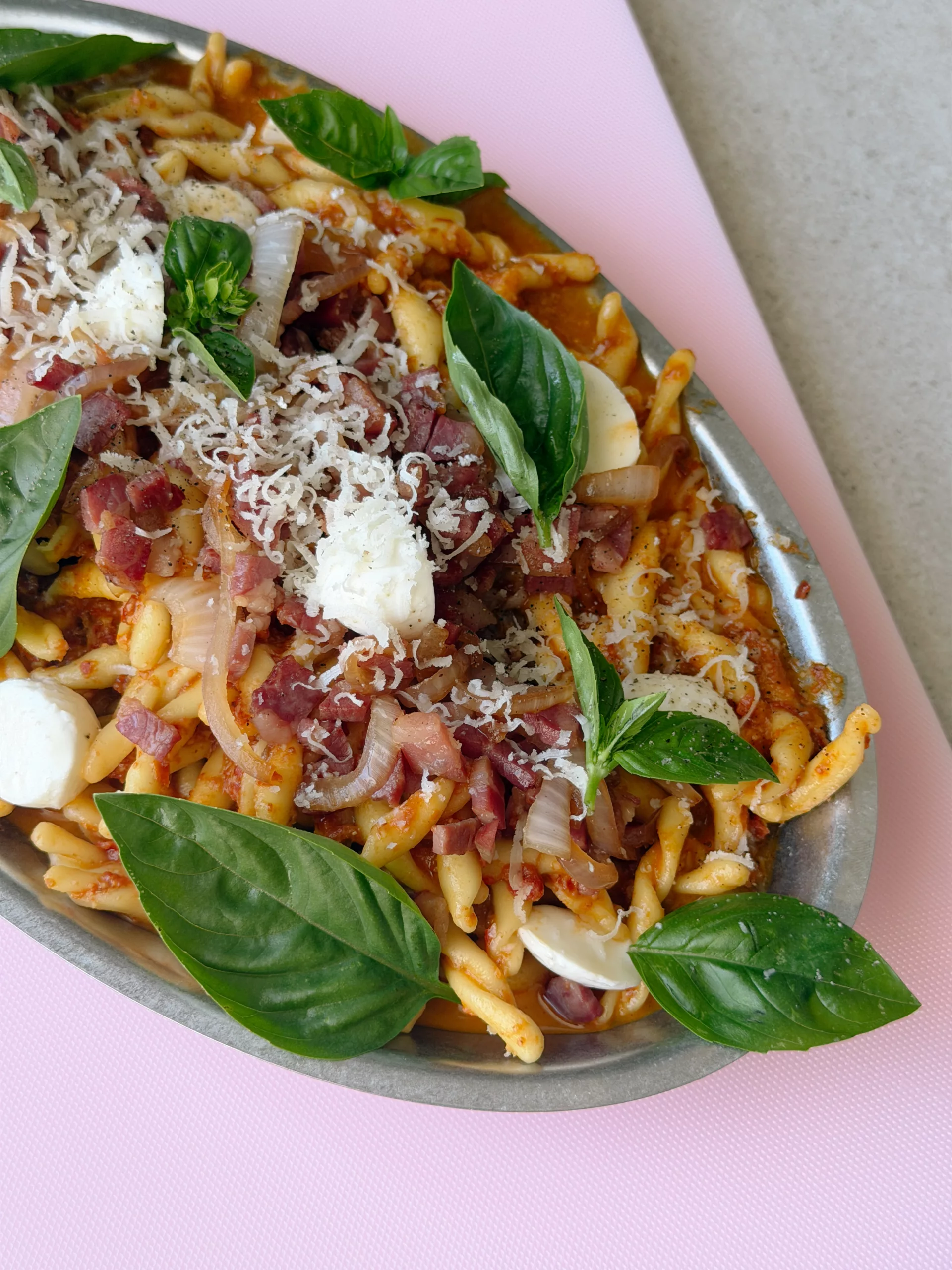 Pasta pesto rosso