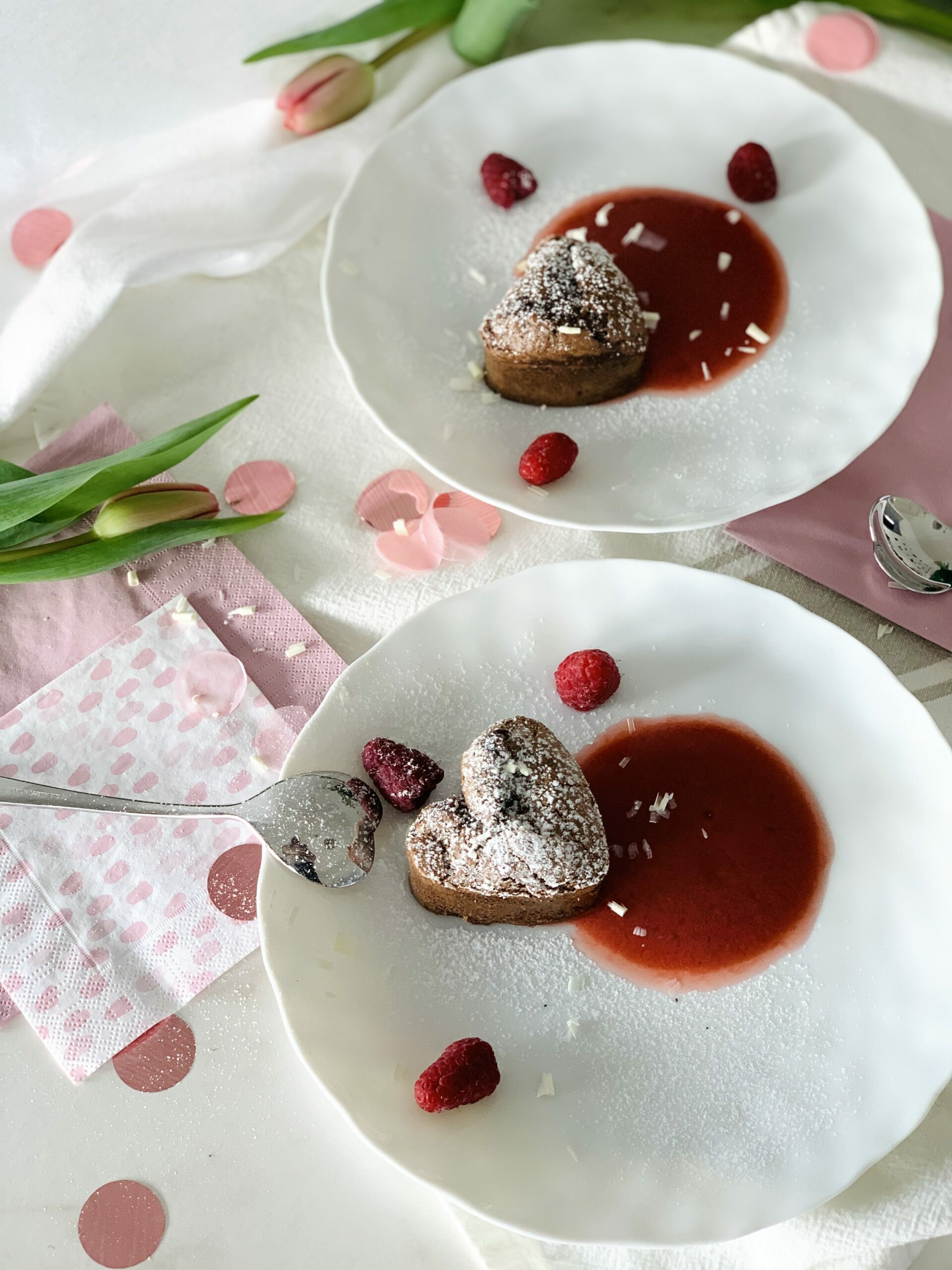 Moelleux Au Chocolat Et Coeur Coulant Chocolat Blanc Leslie En Cuisine Moelleux Au Chocolat Et Coeur Coulant Chocolat Blanc Leslie En Cuisine