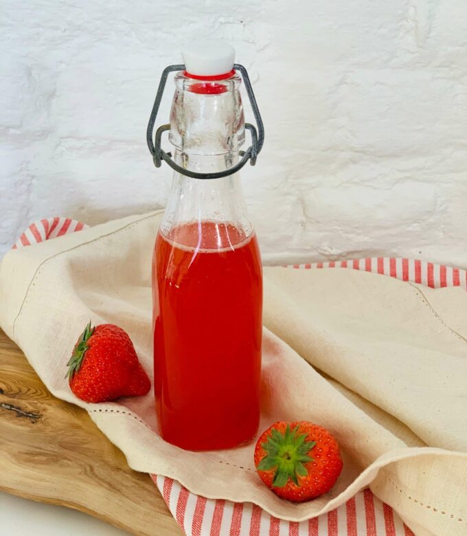 Sirop de queues de Fraises
